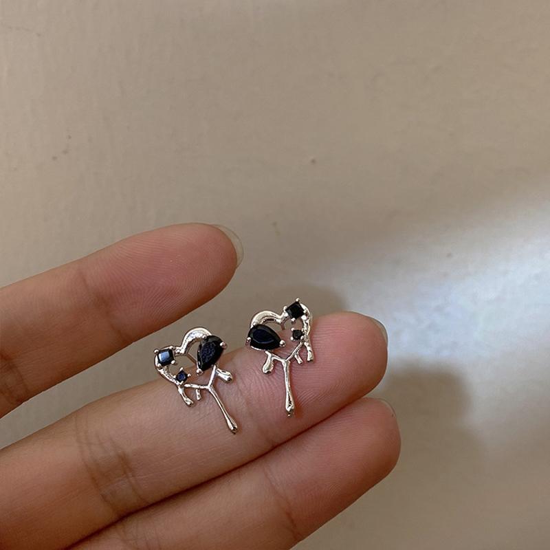 ANENJERY Серьги-гвоздики Dark Love Heart, женские нишевые креативные новые полые серьги в форме сердца для женщин