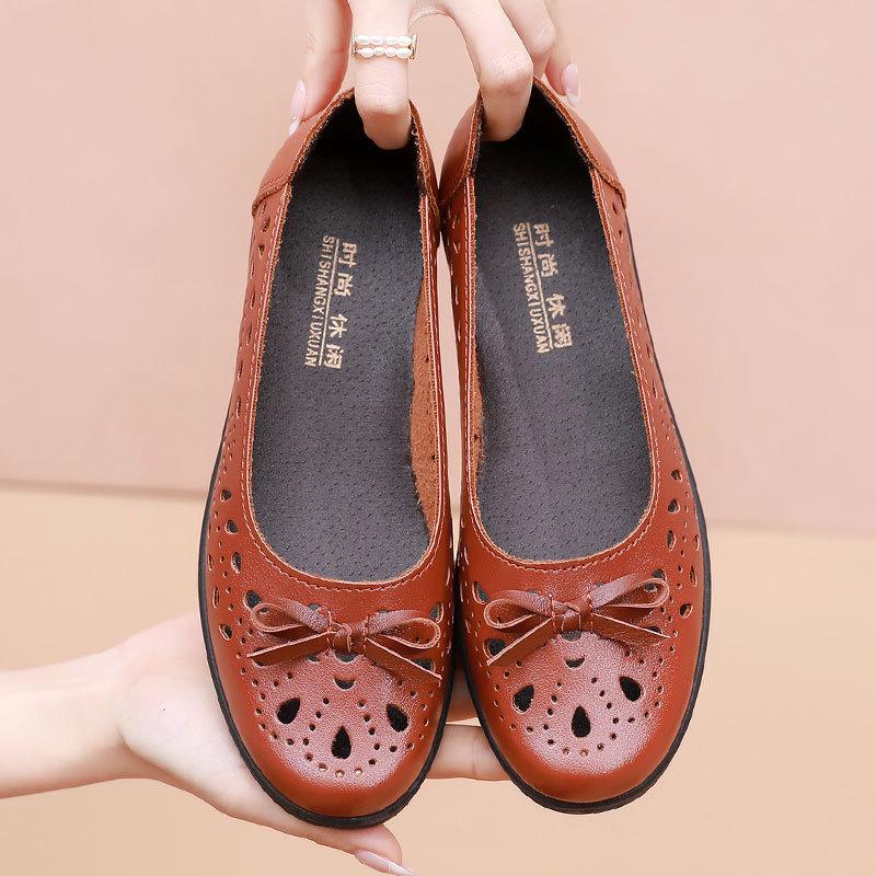 2024 Sandals Soft-soled Leather Shoes Anti-slip Women's Loafers Hollow Womens Flat Shoes Breathable Mom's Shoes Summer Zapatos