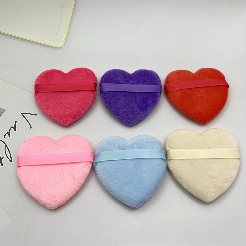 Треугольная бархатная пуховка для макияжа - Супермягкая, двухсторонняя для нанесения сухой и рассыпчатой пудры