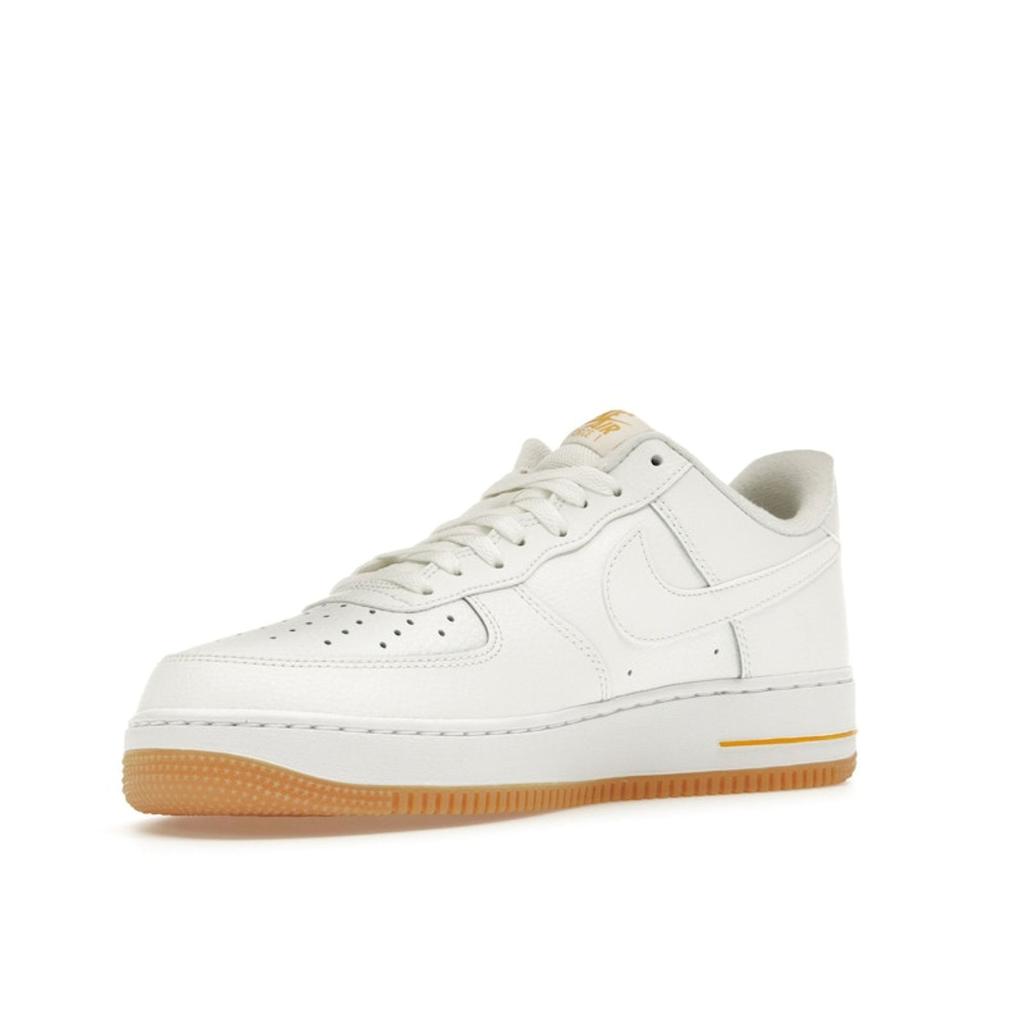 Nike Air Force 1 07 White University Gold Gum Men Sneakers Gum-Light-Brown DZ4512-100