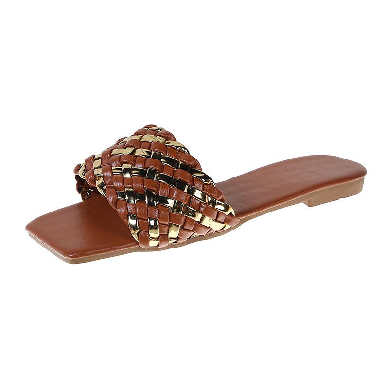 Slippers Women's Fashion Wear 2025 New Summer Internet Celebrity Weaving Flat Bottom One Word Drag Seaside Vacation Beach