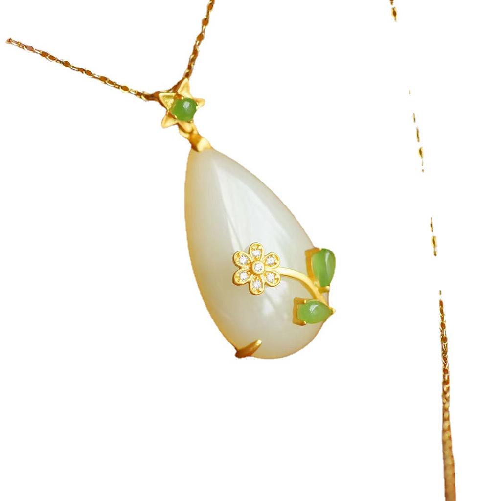 Имитация хотанского нефрита Большой кулон в виде капли воды Колье с дизайном маленького цветочного узора Отделка яшма подарок