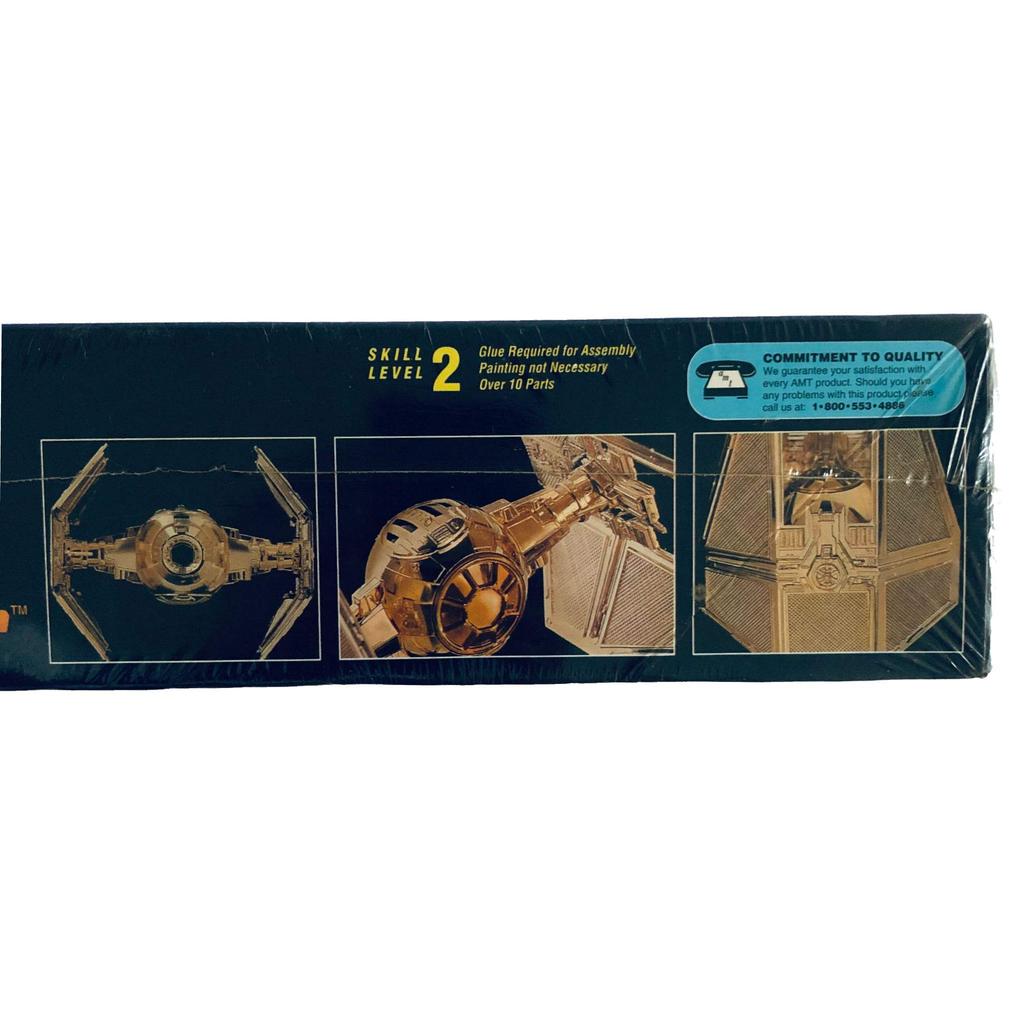 Перехватчик TIE из «ЗВЕЗДНЫХ ВОЙН»