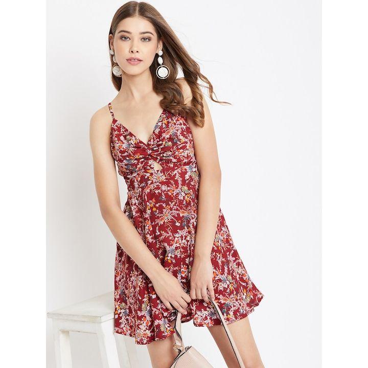 Женское темно-бордовое платье с цветочным принтом спереди и расклешенным узлом