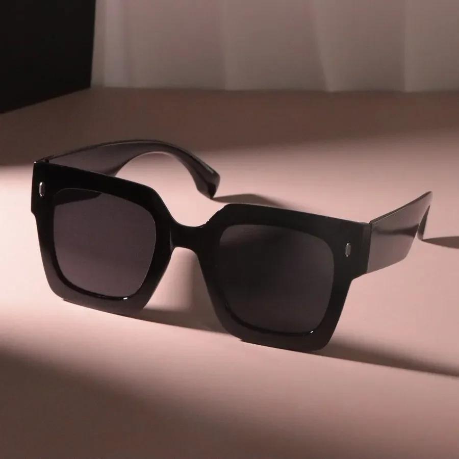 Stylish Square Sunglasses Vintage Brand Mirror Lens Sun Glasses for Women Men Fashion Colors Oculos De Sol