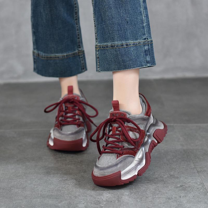 Маленькие кроссовки на толстой подошве в стиле "dad shoes" женские ретро цветовое сочетание спортивные и повседневные однотонные туфли весенние кожаные универсальные женские туфли