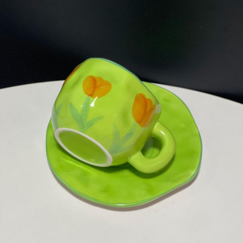 Small Fresh Hand-Painted Green Tulip Ceramic Cup And Saucer Hand-Squeezed Irregular Flower Coffee Cup And Saucer Set As A Gift