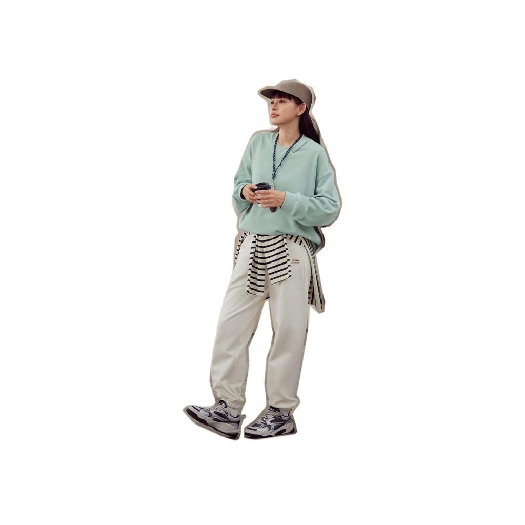 Li Ning Sports Lifestyle Series Letter Print Drawstring Cuffed Thickened Knitted Sweatpants Women Sweatpants Off-White AKLTD64-1