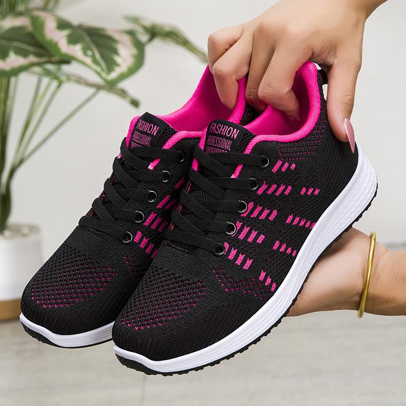 Large size new women's shoes spring and summer fly-woven mesh breathable sports shoes soft sole comfortable mother casual trendy shoes