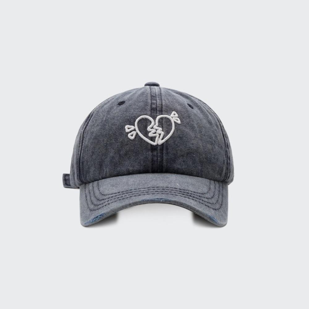 Korean Style Love Heart Baseball Cap Sunscreen Washed Cotton Peaked Hat Embroidered Sun Hat Couple