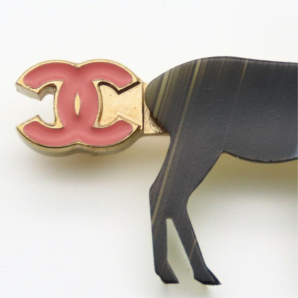 Used CHANEL Brooch metal 8.4g gold black reindeer