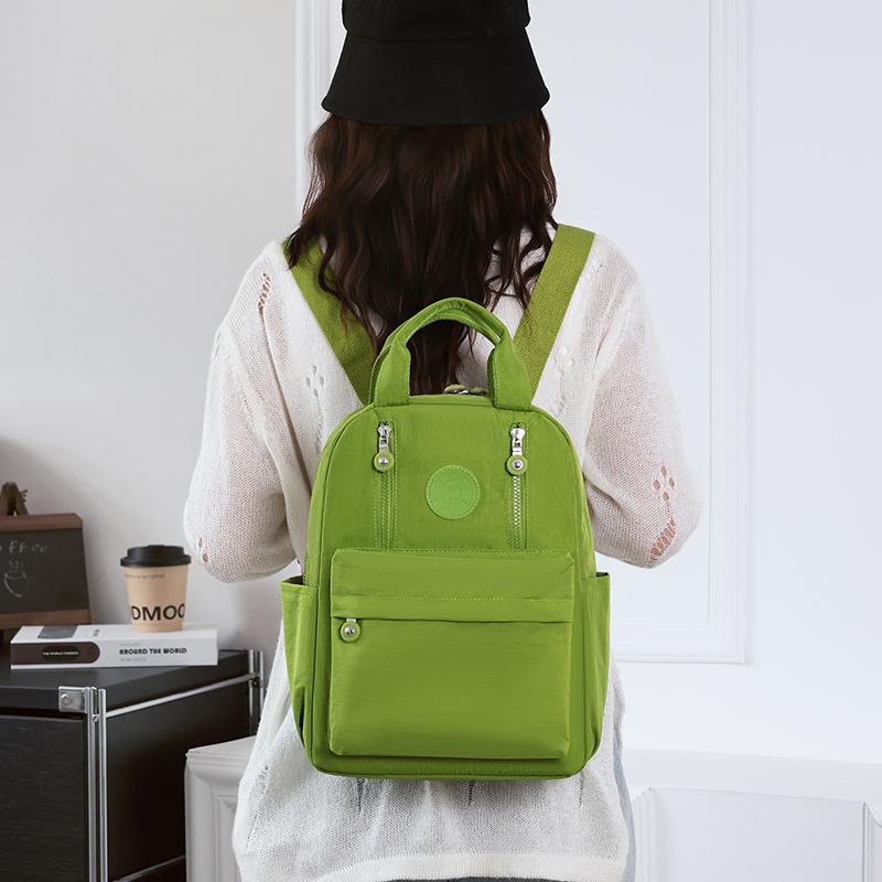 Однотонный женский рюкзак большой вместимости из нейлона