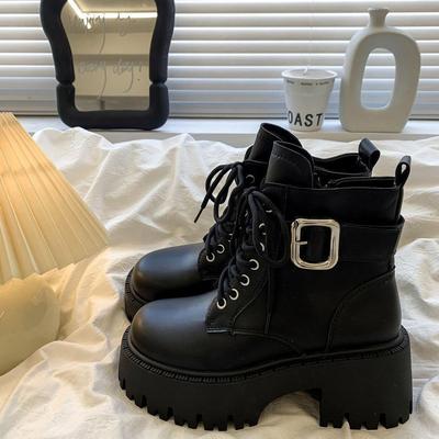 Новые британские ботинки Мартин женские 2025 осень и зима бархатные на толстой подошве короткие ботинки на высокой подошве и тонкие ботинки в стиле милитари короткие ботинки