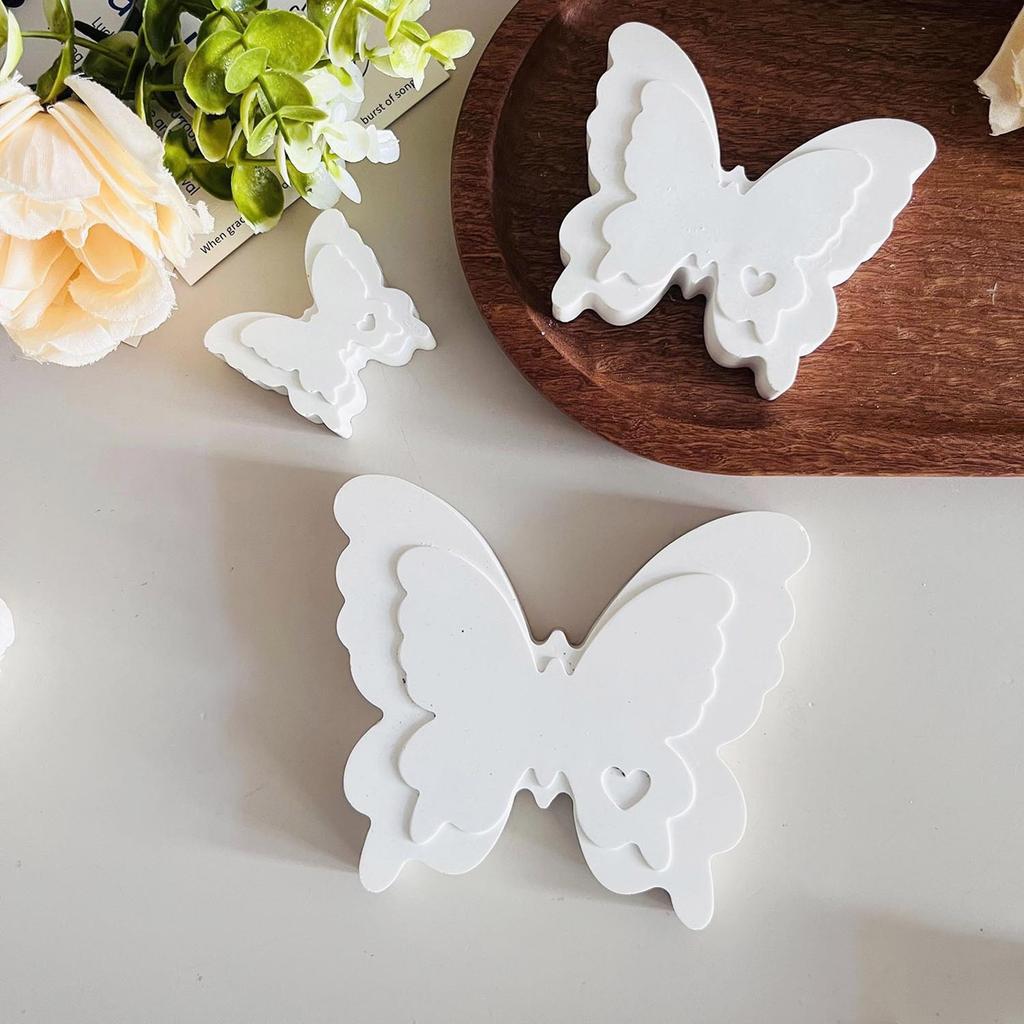 Silicone Mold Set For Creative Crafts Durable And Flexible Butterfly Designs In Three Sizes Ideal For DIY Projects