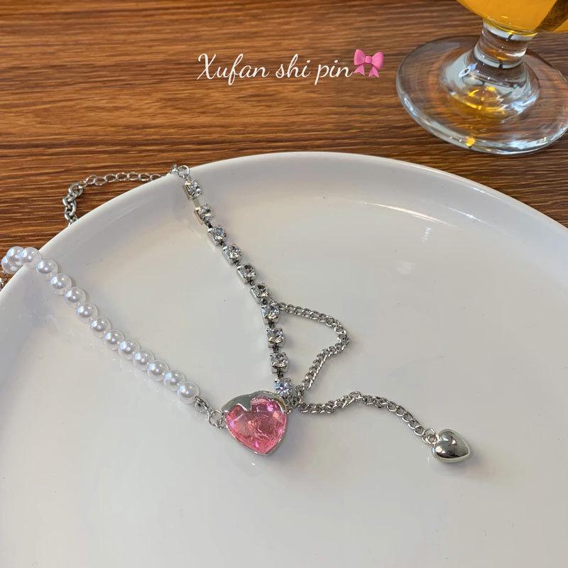 Многослойное циркониевое ожерелье и молочно-бело-голубые серьги Love: Элегантный и шикарный комплект цепочек на ключицу