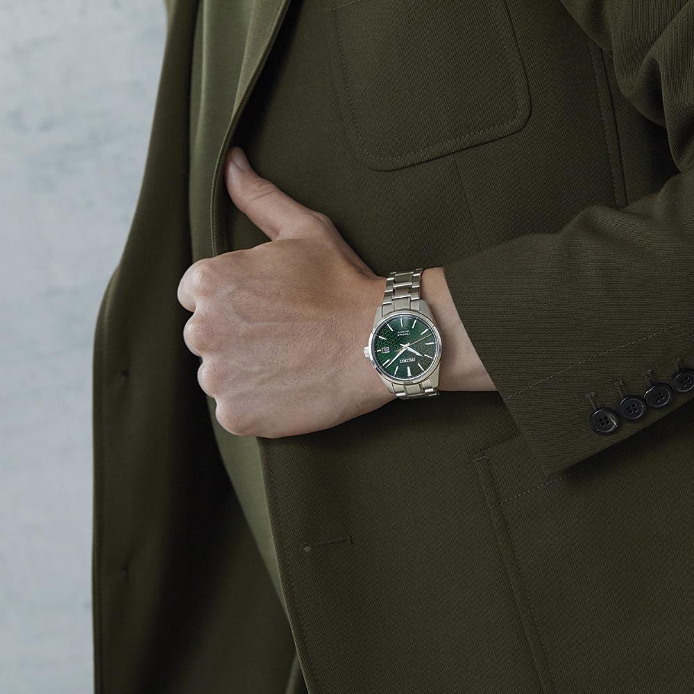 Seiko Мужские часы Presage с механическим механизмом и стальным ремешком, зеленый циферблат SPB169J1
