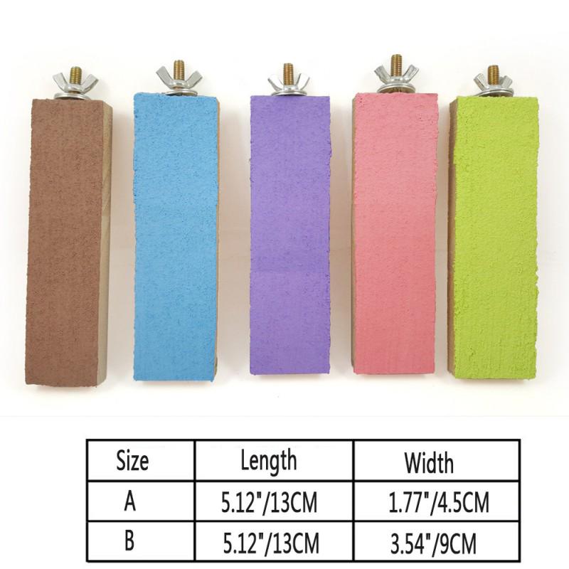 Платформа из натурального дерева, в клетку попугаю