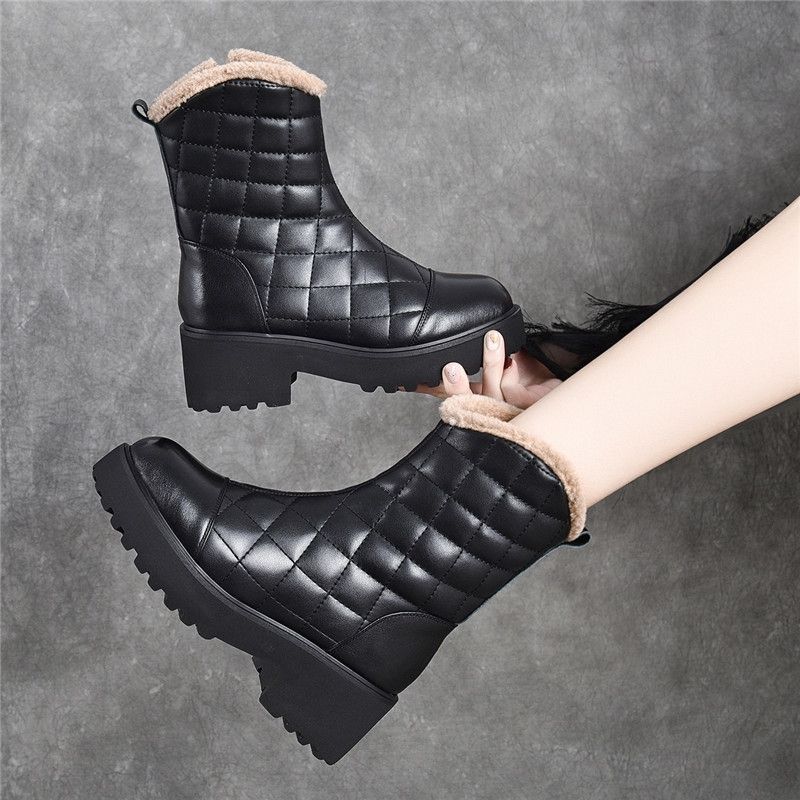 Coarse Heel Snow Boots Women's Soft Leather Korean Version Fleece Short Boots Women's Low Heel Medium Boots Winter Thickened Boots Wool Boots