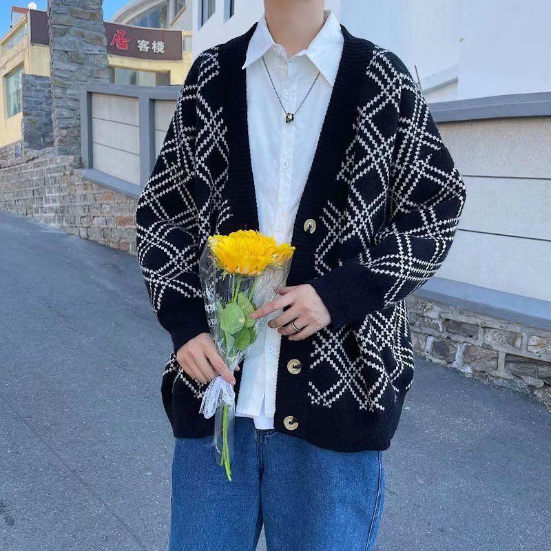 Мужская одежда Пальто с V-образным вырезом Вязаные свитера в клетку для мужчин Черная куртка Кардиган X Fun Осень Зима Уличный корейский стиль свитер Пальто