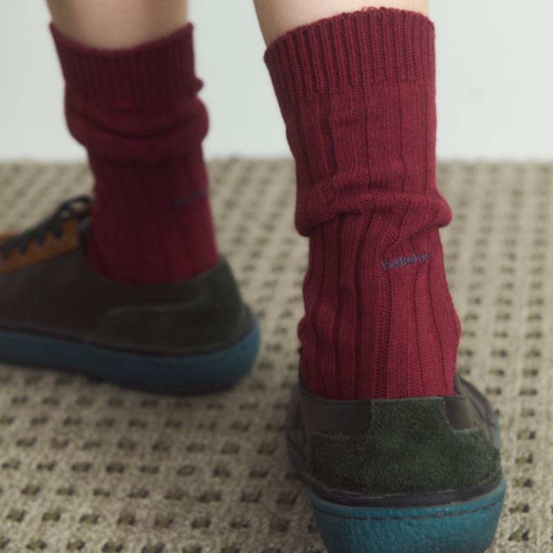 I Hate Monday [IHM25FWS05] Core Lip Socks Wine