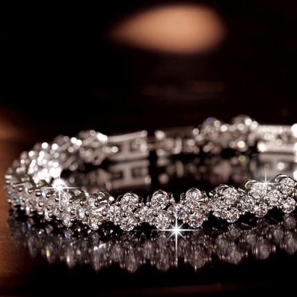 Women Roman Chain Clear Crystal Bangle Rhinestone 3 Layers Bracelet ARI