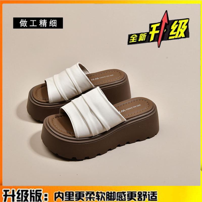 Крутые шлепанцы на толстой подошве для летней женской носки, новые, с юбкой, пляжные шлепанцы-одно слово, маленькие шлепанцы-маффины