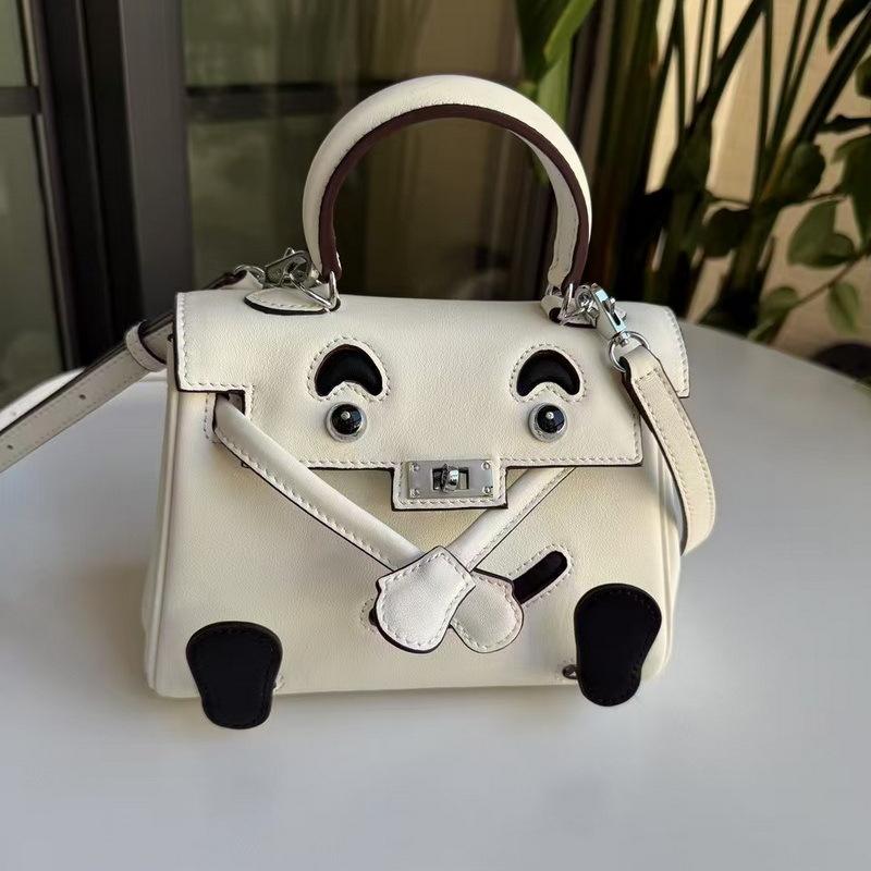 New Genuine Leather Women's Bag Head Layer Leather SWIFT Leather 2025cm Bear Style Women's Bag Cross Border