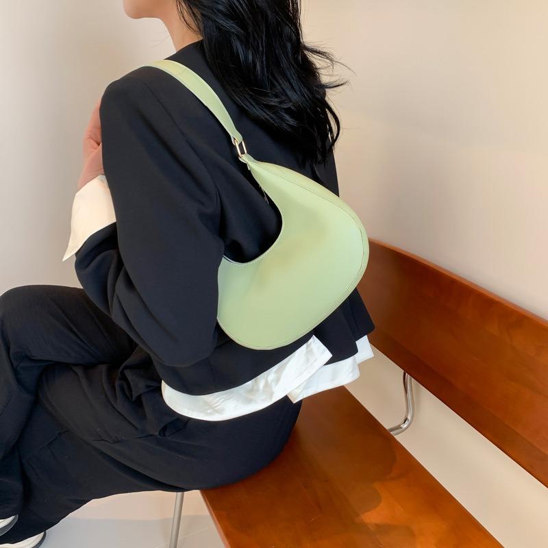 Trend Fashion Shoulder Bag Simple Casual Underarm Bag Women's Spring Popular New Simple Casual Bag Women