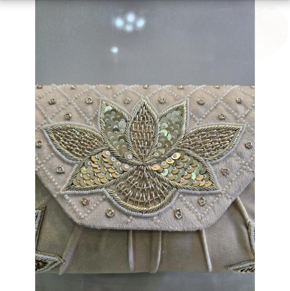 Вышитый клатч для женщин Дизайнерская сумочка Вечерняя Свадебная Подарочная сумка Кроссбоди Слинг Подарок для подружки невесты для нее Мамы Жены Подруги