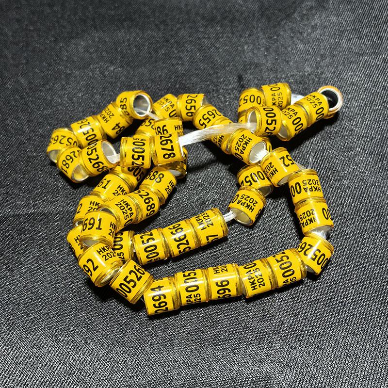 100 шт. Алюминиево-пластиковые кольца для голубей 2025 года с номером и буквой, кольца-знаки для ног птиц, идентификационные круги для летных соревнований, паломники