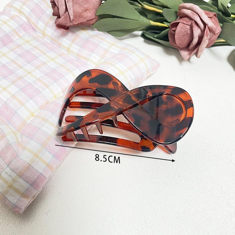 Yama Transparent High-End 8-Shaped Hair Clip for Women, Back of Head Hair Styling Tool, Leopard Print Shark Clip, Duckbill Clip