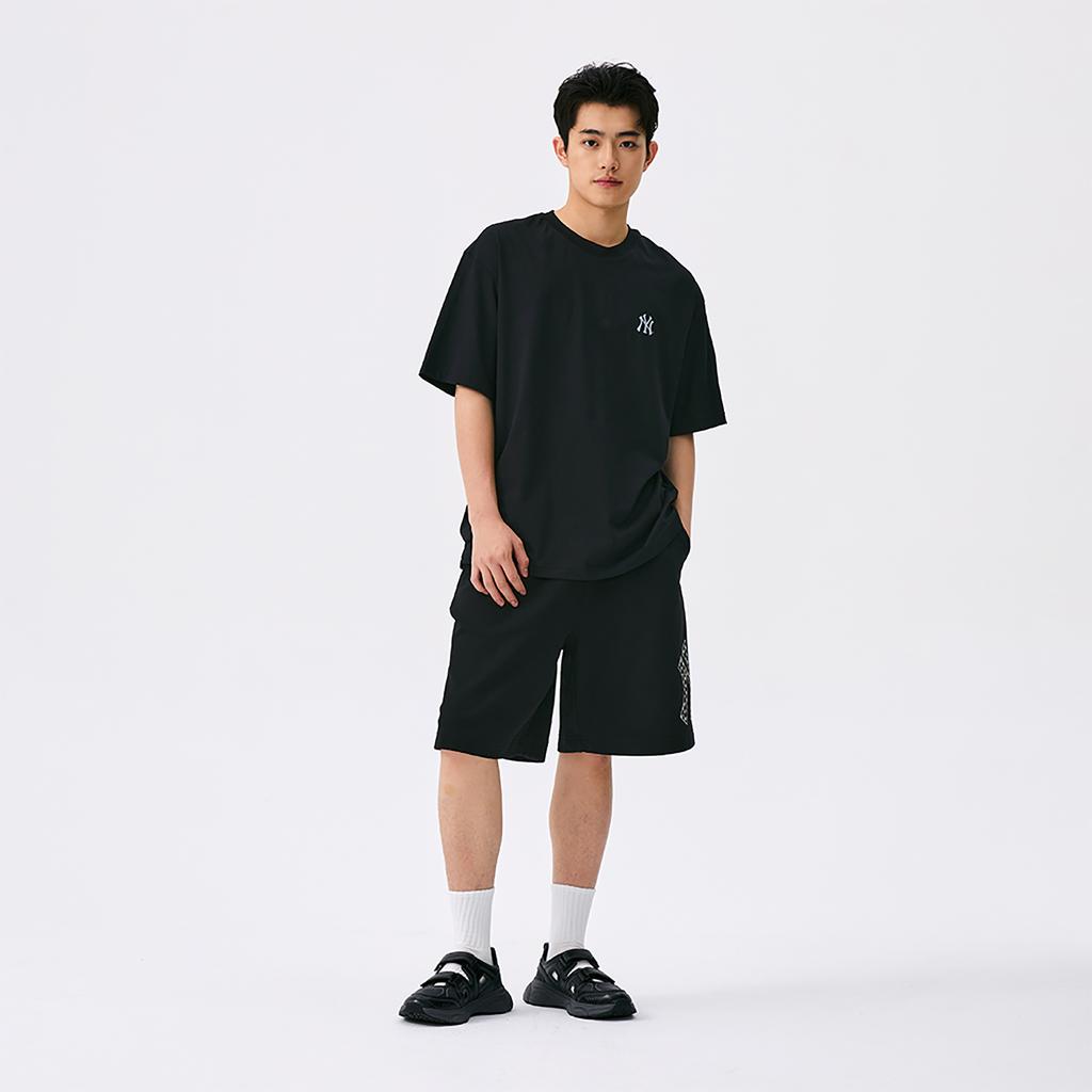 Новая футболка MLB New York Yankees Базовая коллекция SS25 Унисекс Черная 3ATSB5053-50BKS