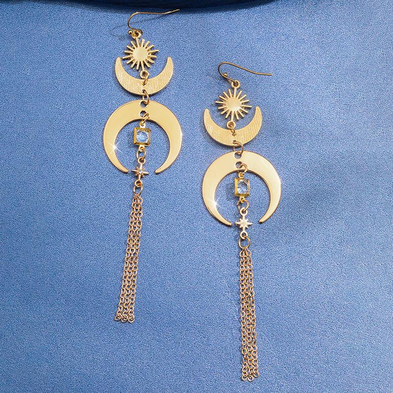 Bohemian Style New Personalities Originality Moon and Sun Pendant Earrings Crescent Tassel Pendants Party Jewelry Gifts for Girl