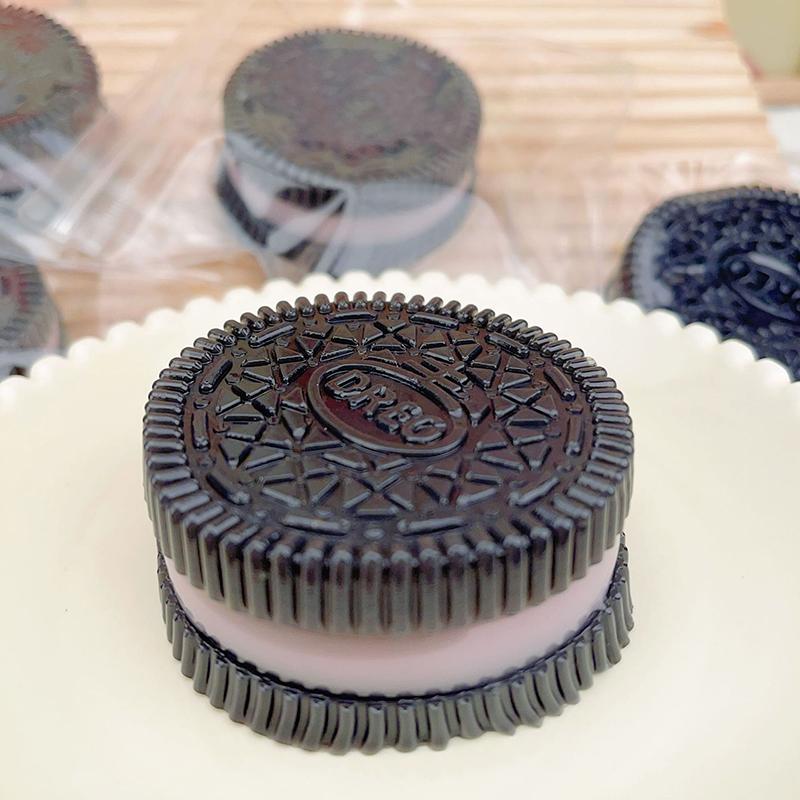 1Pc Soft Sticky Stress Relief Relax Toys Squeeze Biscuit Toys Decompressing And Pinching Slow Rebound Biscuit Squeezing Toys