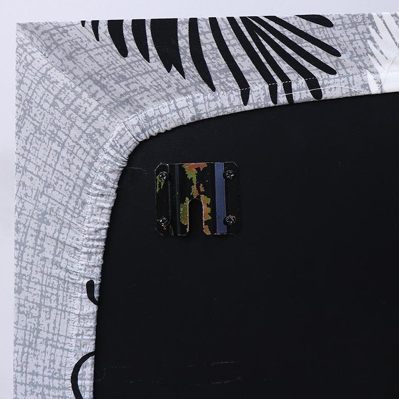 Доступны большие и маленькие размеры для этого универсального чехла от пыли для телевизора, разработанного для всех домашних развлекательных центров