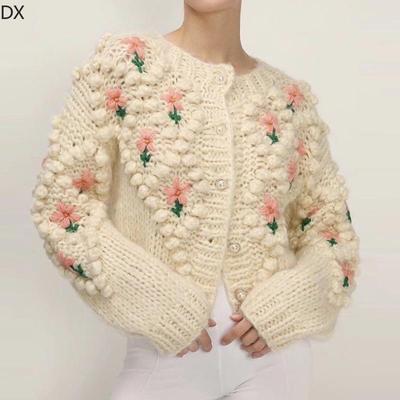 Новый вязаный крючком свитер с жемчужной пуговицей и вышивкой из жареного теста, куртка-кардиган
