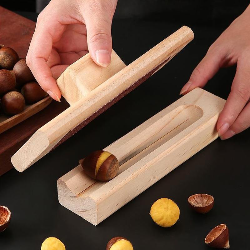 JUSTINLAU Manual Nut Opener Wooden Chestnut Opener Heavy Duty Walnut Plier Opener Tool Walnuts Chestnut Pecans Hazelnuts Almonds