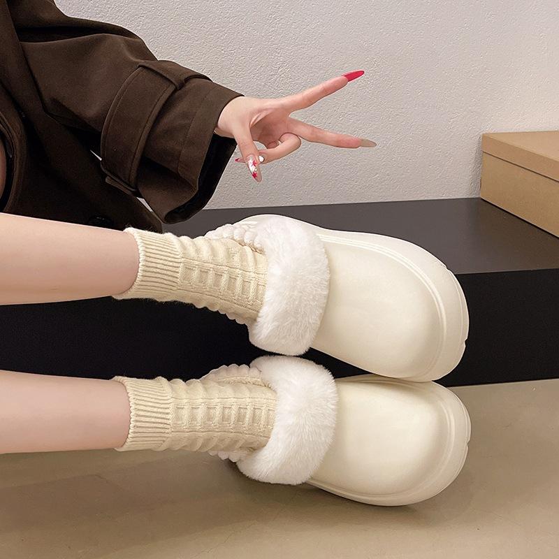 Increase the height of winter warmth, thickened thick-soled cartoon one-pedal comfortable and cute velvet cotton shoes, women's fluffy shoes