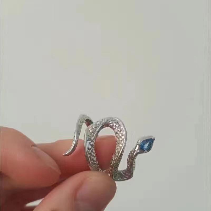 Личное кольцо с коброй в обертке из синего камня, регулируемое открытое кольцо для женщин, креативное кольцо серебряного цвета, очаровательные ювелирные изделия