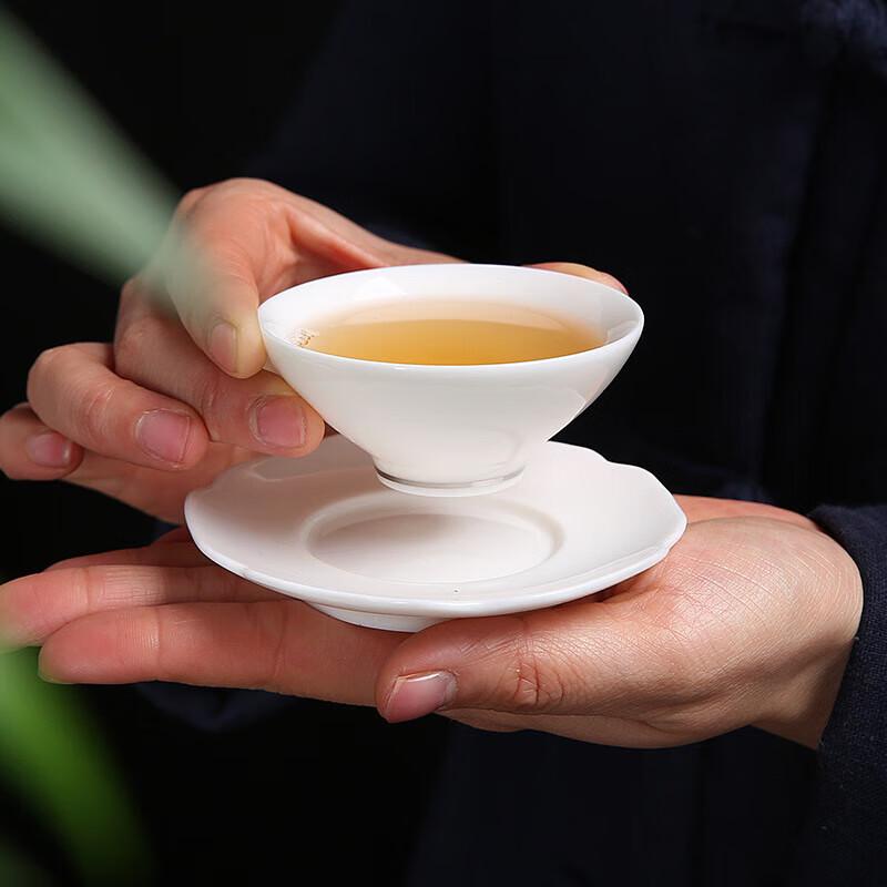 Chaxun White Porcelain Teacup with Platinum Rim