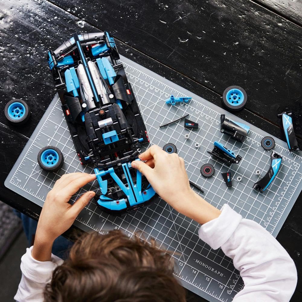 LEGO Technic Bugatti Bolide Agile Blue 42162 Возраст 9 лет и старше