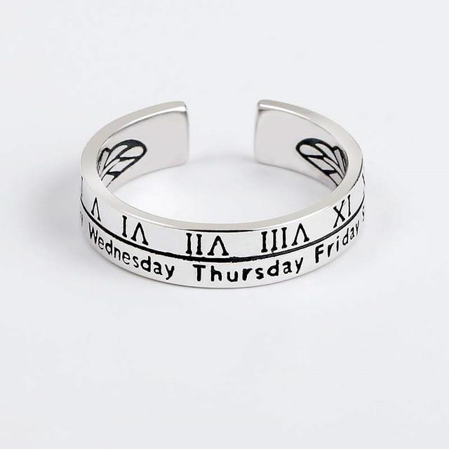 Кольцо с английской буквой, серебряное металлическое кольцо с регулируемым открытием для женщин, креативное кольцо на палец с алфавитом для покера, мужские модные ювелирные изделия