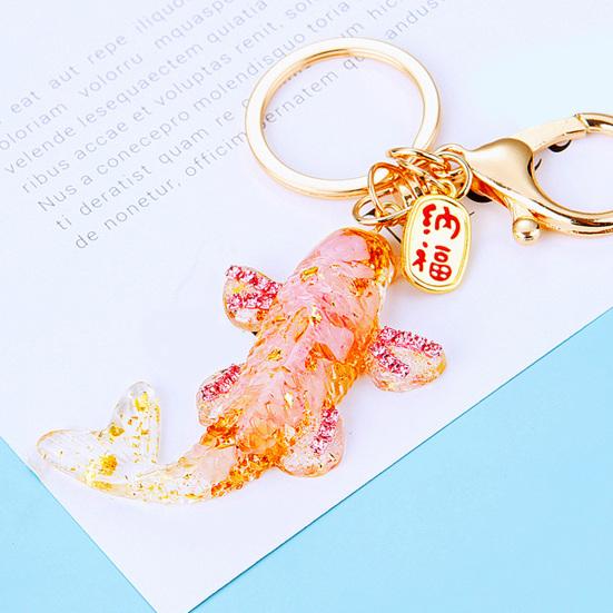 Брелок Золотая рыбка Ручной работы Подвеска Рыбка из натуральной смолы Кольцо для ключей Аксессуары для ключей от сумки, автомобиля Причудливый декор для офиса