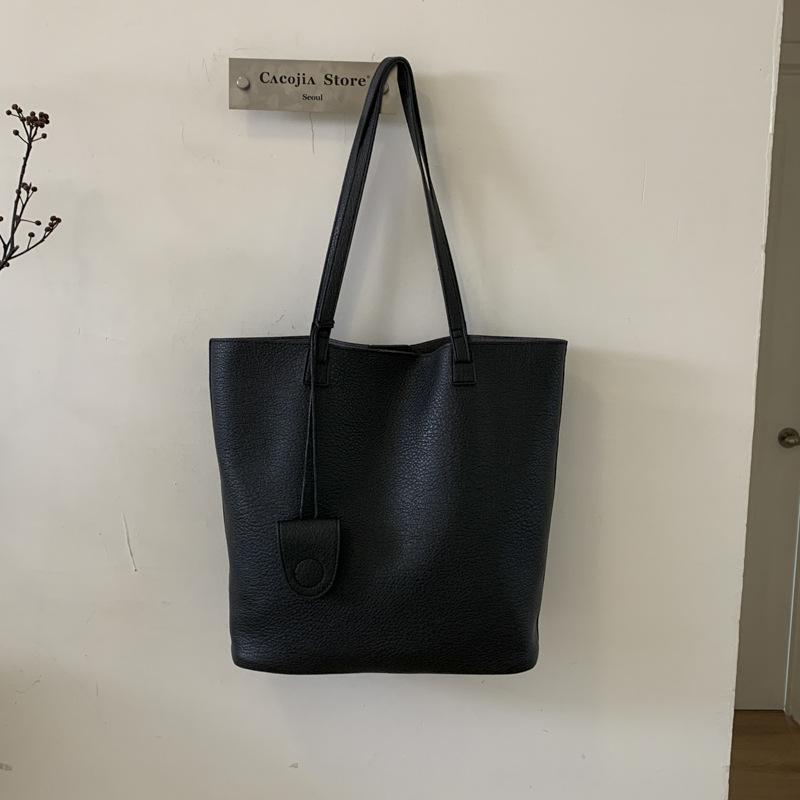 Модная сумка большой вместимости, трендовая и нишевая сумка-тоут, простая сумка на одно плечо и сумка под мышкой