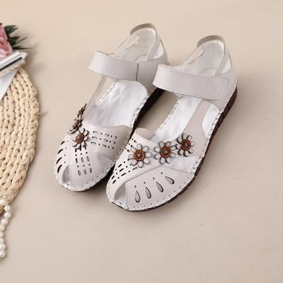 Женские сандалии из натуральной кожи, подошва из говяжьей жилы, носок-рыбка, с цветочным перфорированным узором, на липучке, нескользящая мягкая подошва