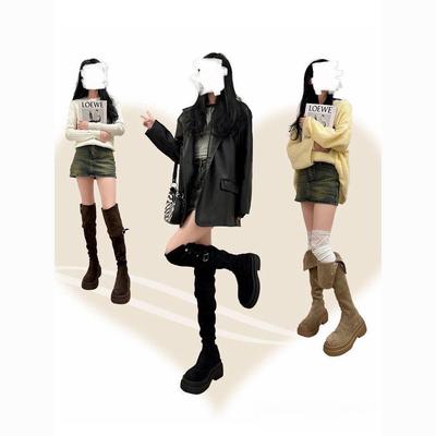 Женские двусторонние ботфорты с отворотом и массивным каблуком - Осень/Зима 2025