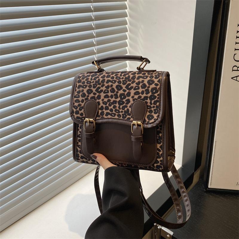 British Retro Leopard Print Backpack Bag Women's New Fashion Versatile Shoulder Messenger Bag High-end Portable Small Backpack