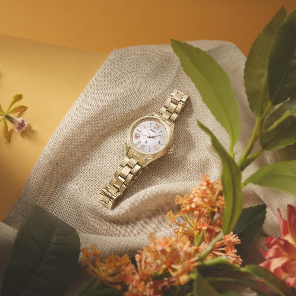 Seiko Watch Lucia Grow SSQW098 Lady Gold Watch Women's