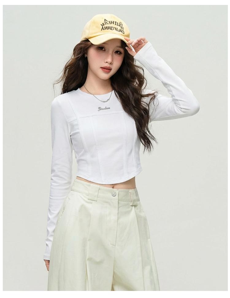 Fashion design sense, segmented base shirt for women, 2026 spring interior, long sleeved versatile top for women
