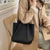 Women’s Minimalist Knot Handle Tote Bag for Daily Casual Use with Textured Leather Look and Structured Geometric Design